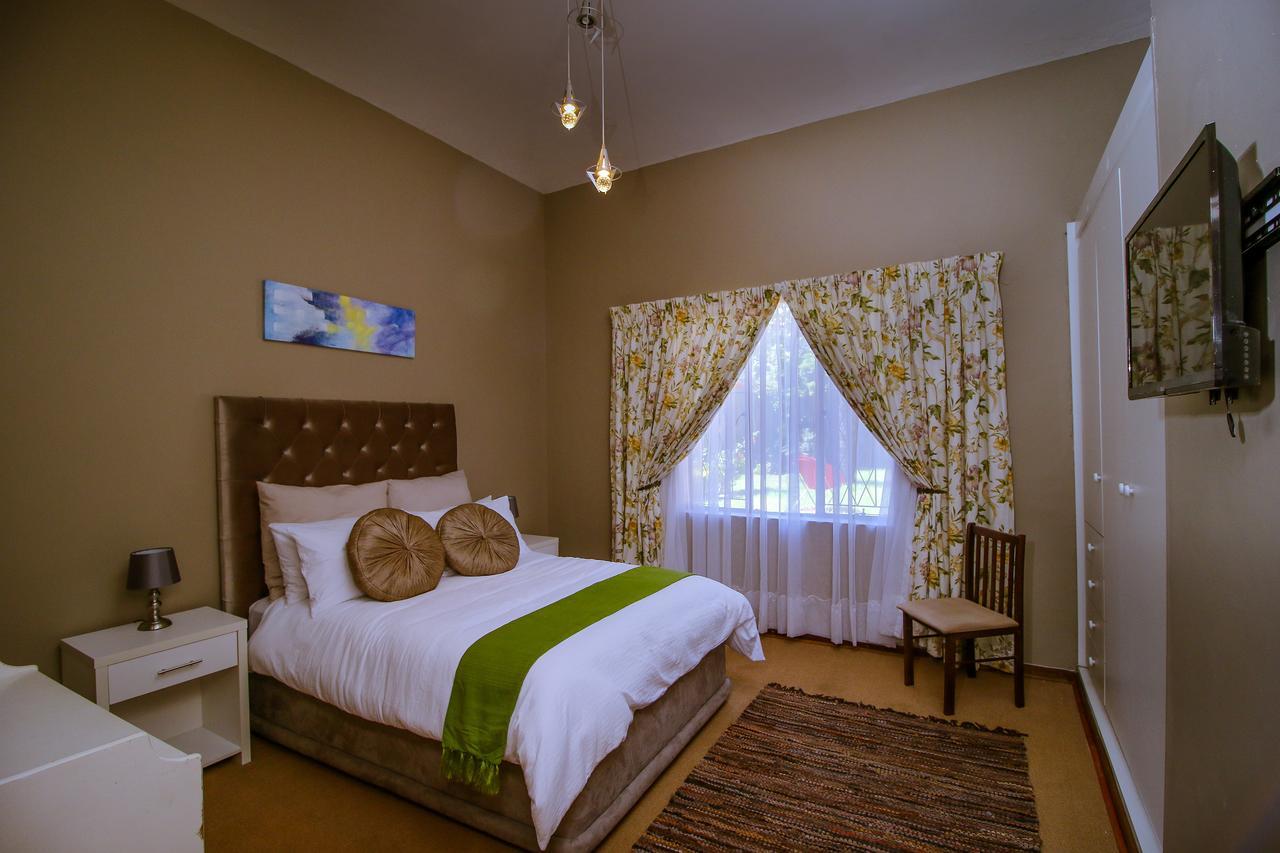 Waterfall Guesthouse Midrand Exterior photo